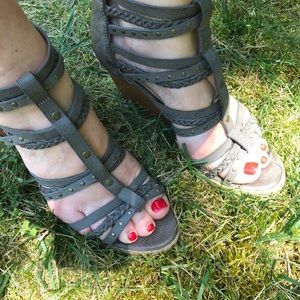 Crown Vintage edgy wedge